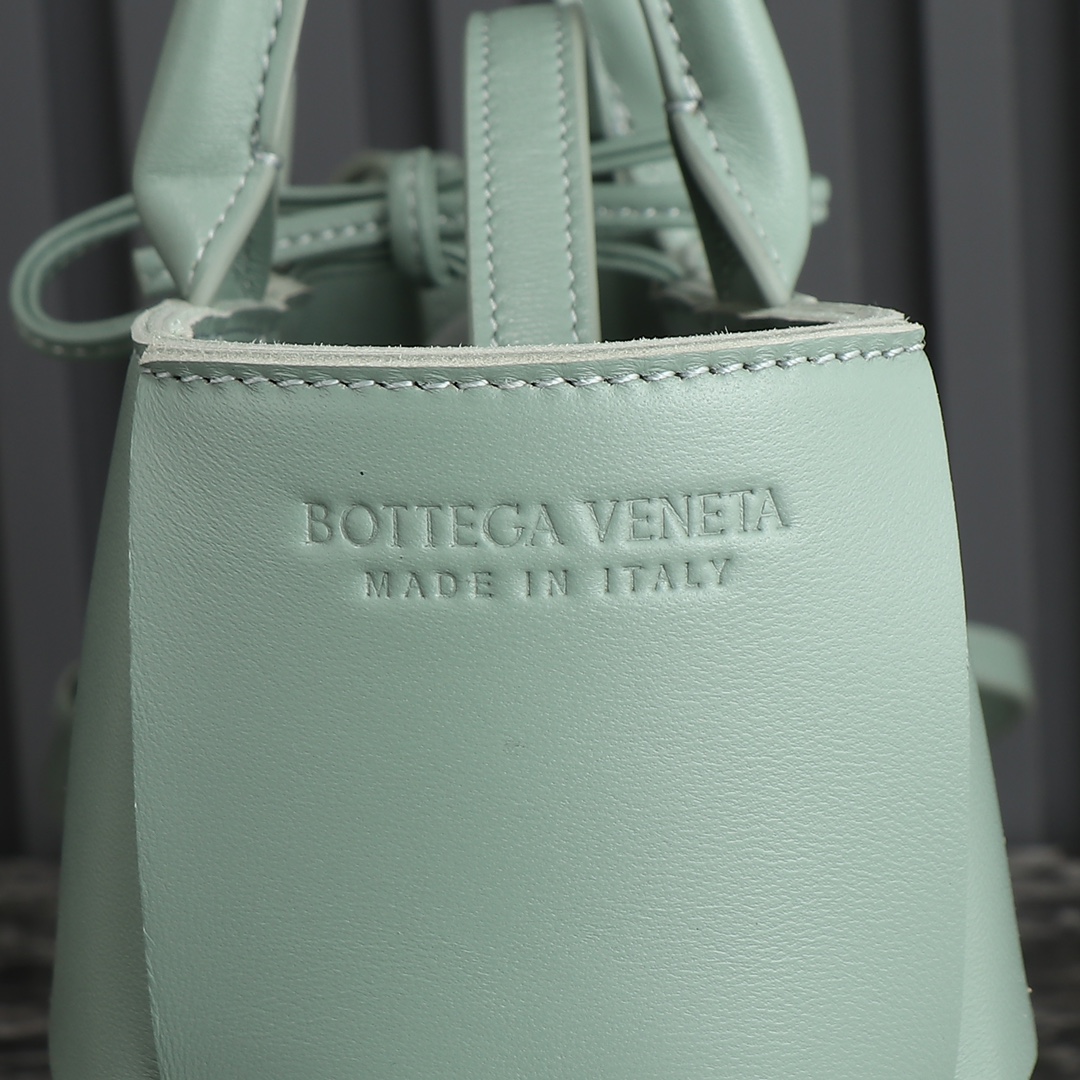 Bottega Veneta Shopping Bags